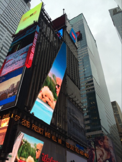 Ejemplos de publicidad digital en edificios 